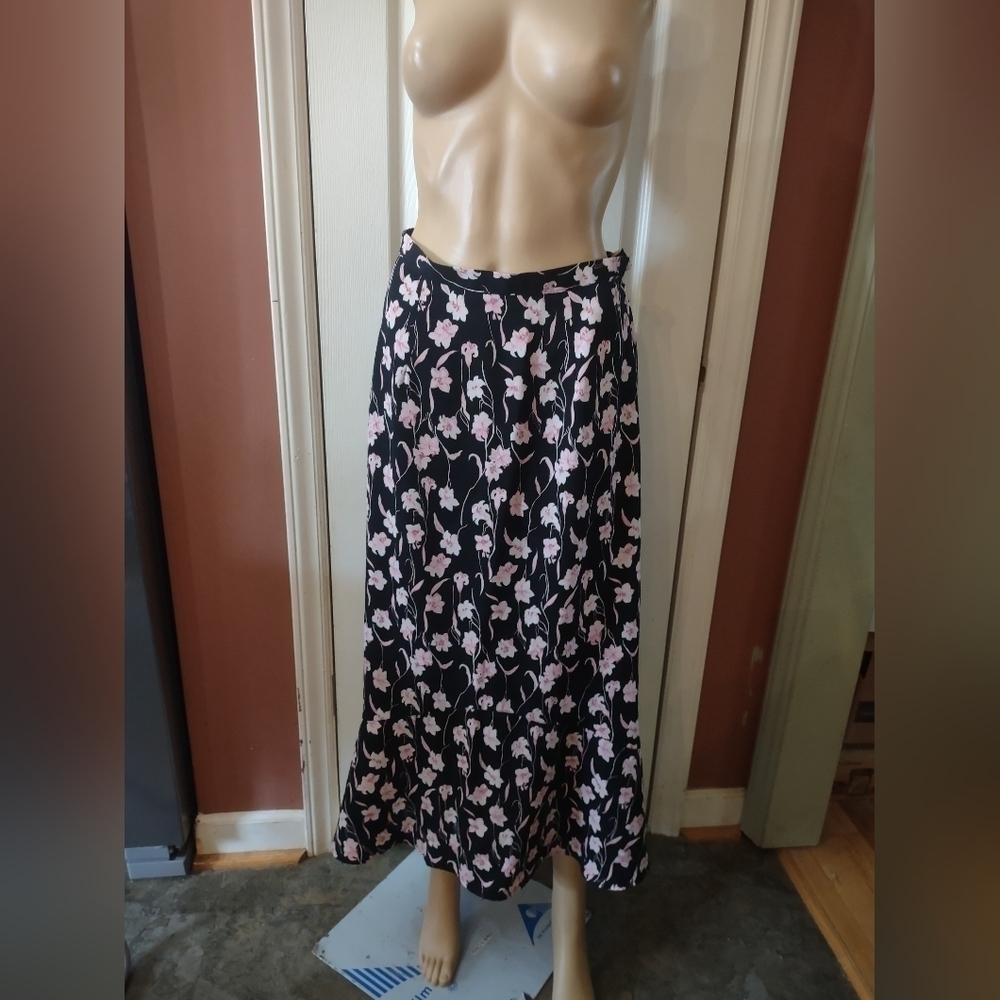 Sag harbor women's floral skirt size 8